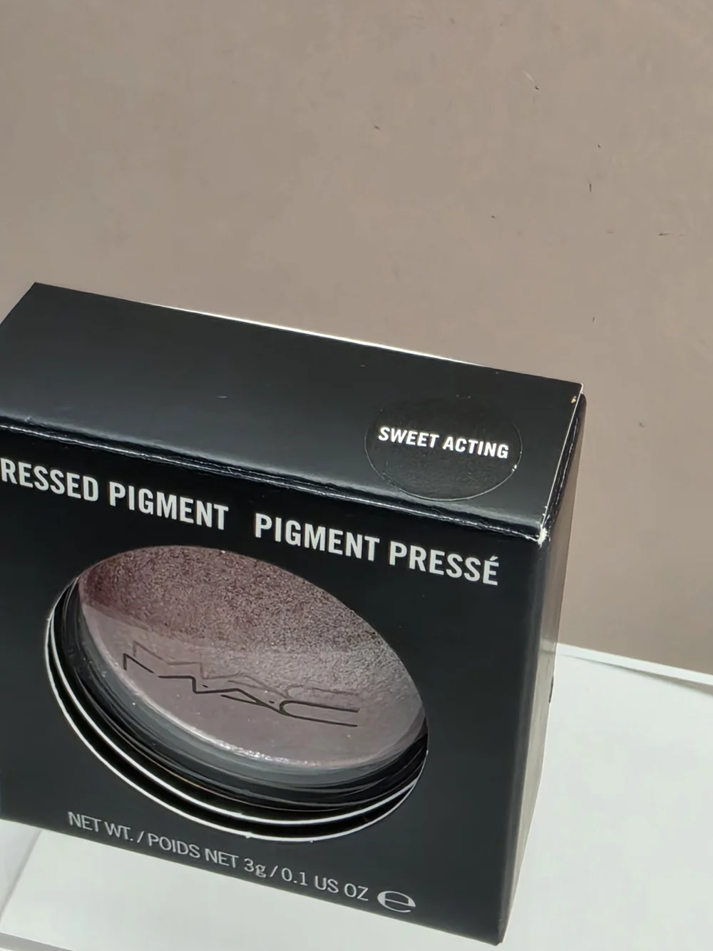 DISCONTINUED MAC Pressed Pigment- 